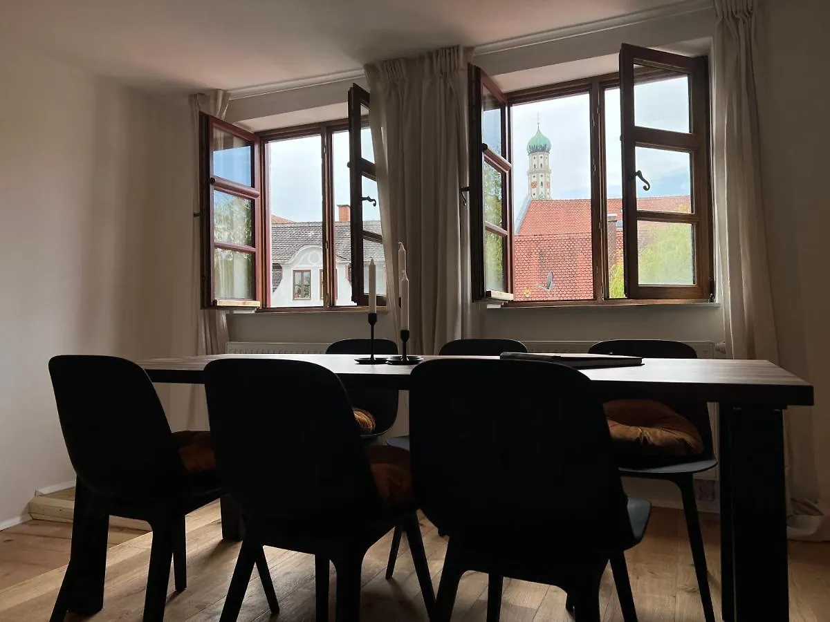 Liboria I Als Gruppe Im Denkmal Augsburgs Apartment