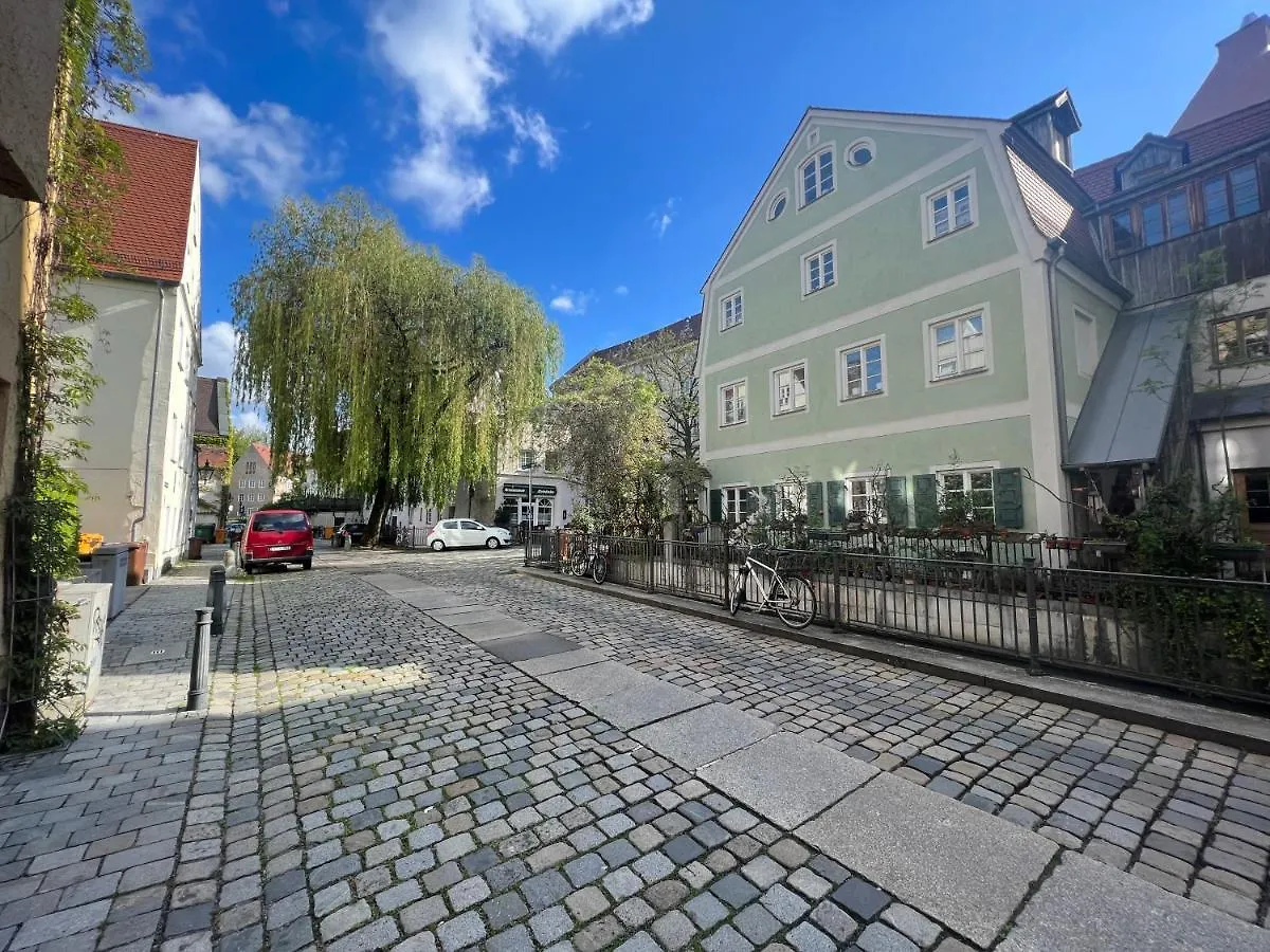 Liboria I Als Gruppe Im Denkmal Augsburgs Apartment